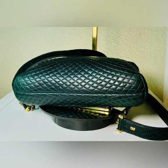 Bally Quilted Lambskin Handbag With Gold B Logo “Host Pick” - Picture 4 of 16